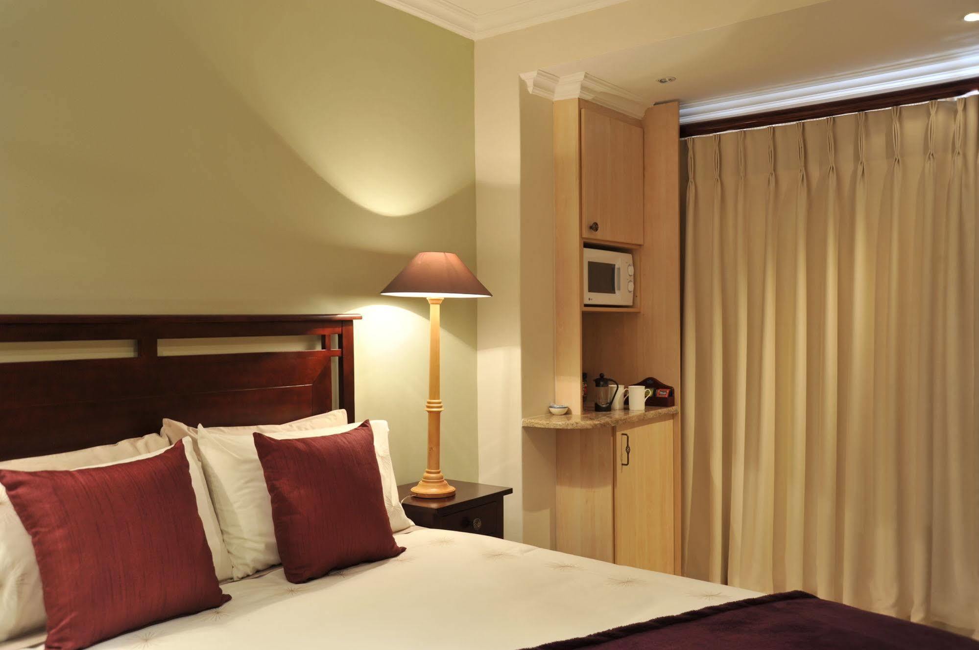 Claires Of Sandton Luxury Guest House Johannesburg Eksteriør bilde
